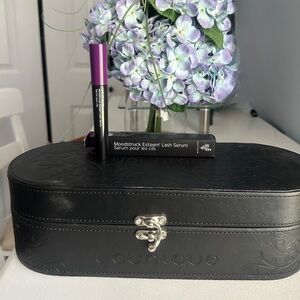 Younique MOODSTRUCK Esteem Lash Serum